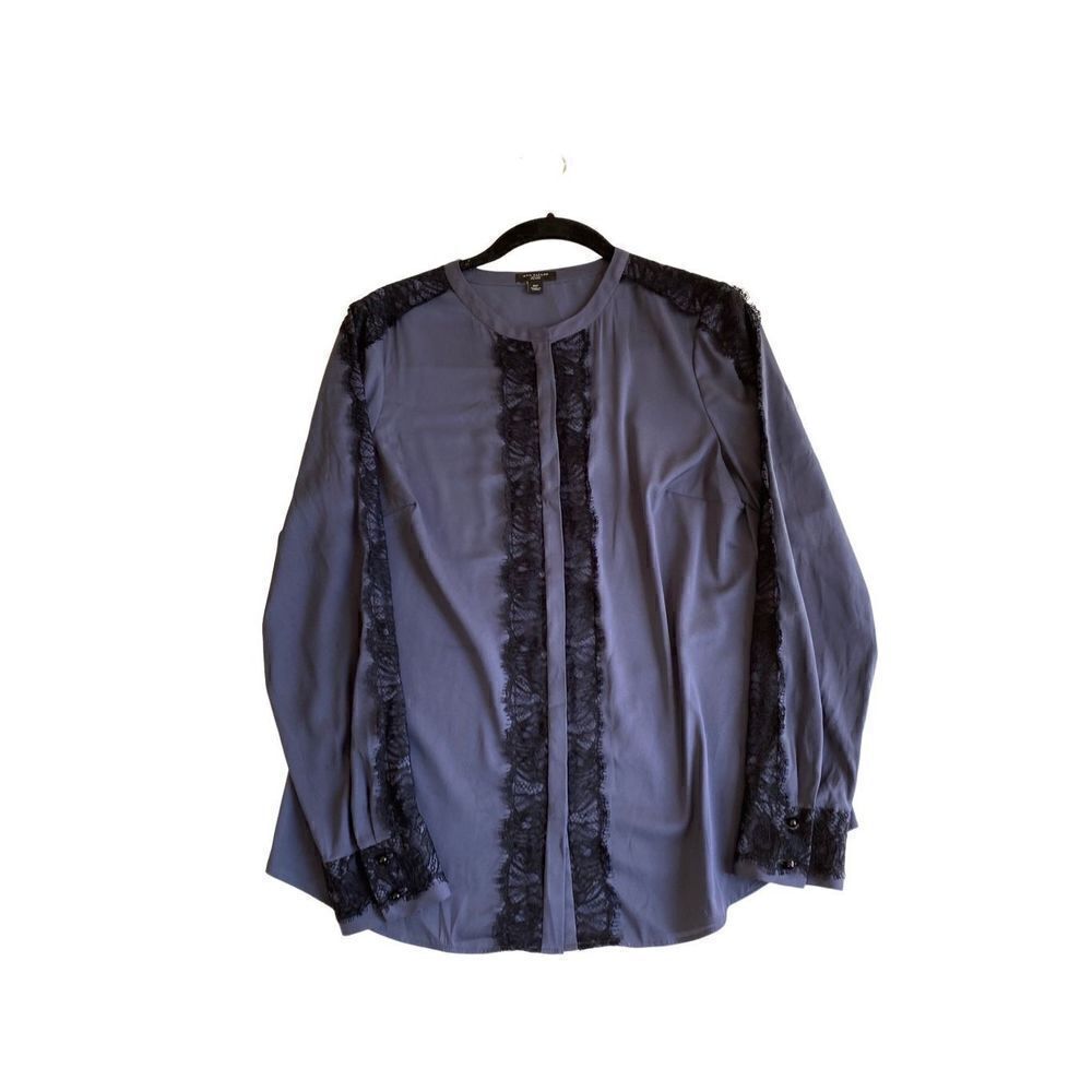 Ann Taylor women’s button up lace blue and black embellished blouse size 8P ￼